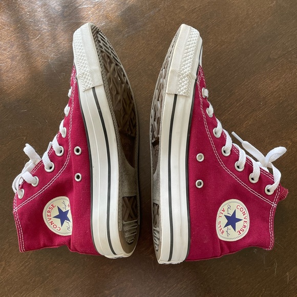❗️SOLD❗️Maroon Hightop Converse - Picture 9 of 9